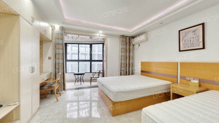 白天鹅国际商务中心二手房实景图