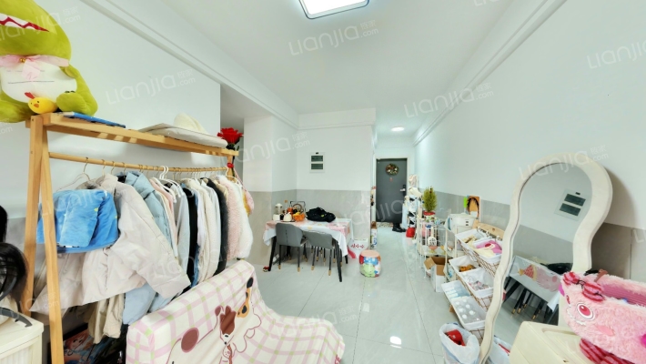 谊秀名府二手房实景图