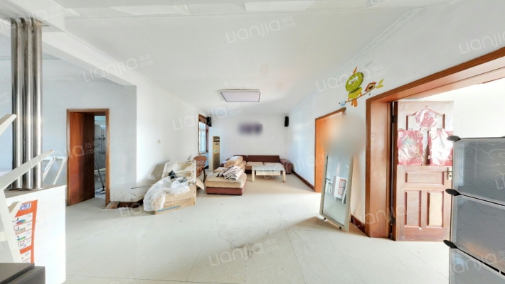 县医院老院区住宿楼二手房实景图