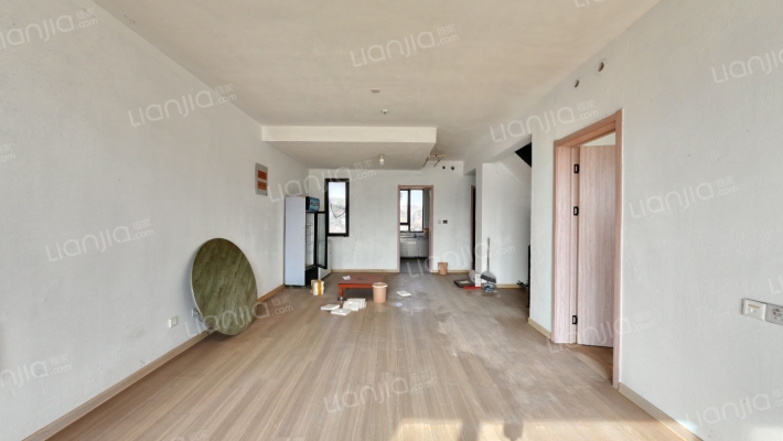 鑫都·溪山林语二手房实景图