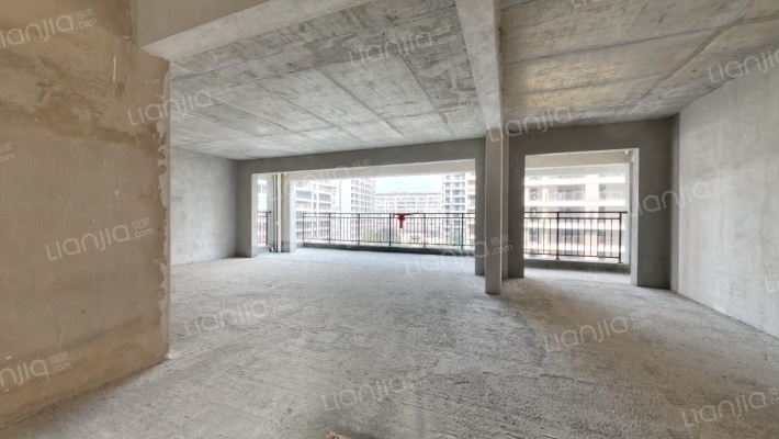 贵阳天瀑学府二手房实景图