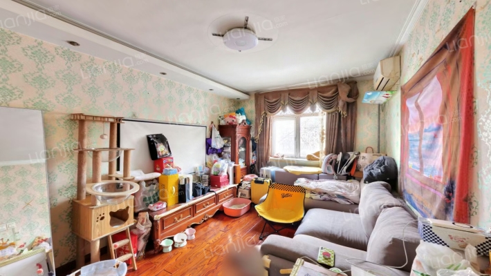 三角地二手房实景图