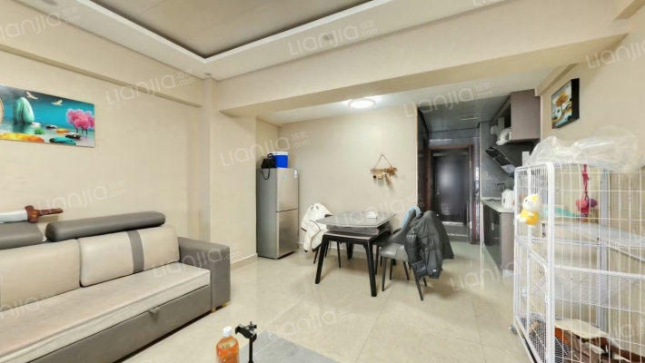 万亚广场二手房实景图