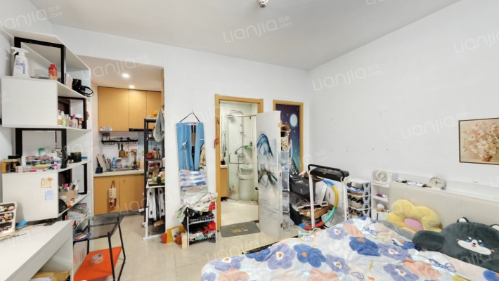 青六商务大厦二手房实景图