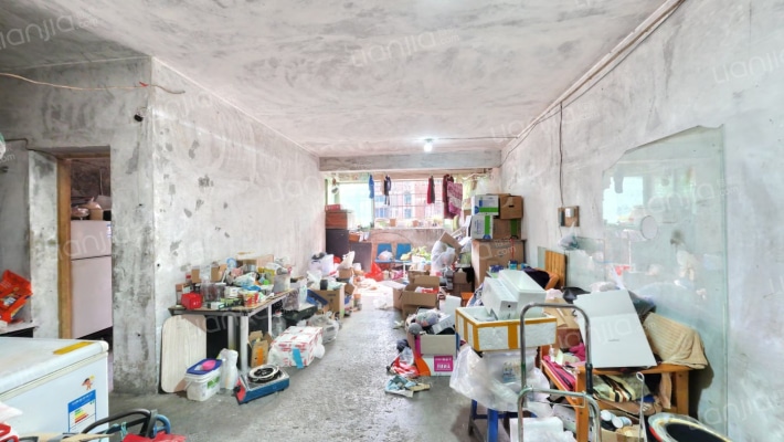 富源商厦二手房实景图