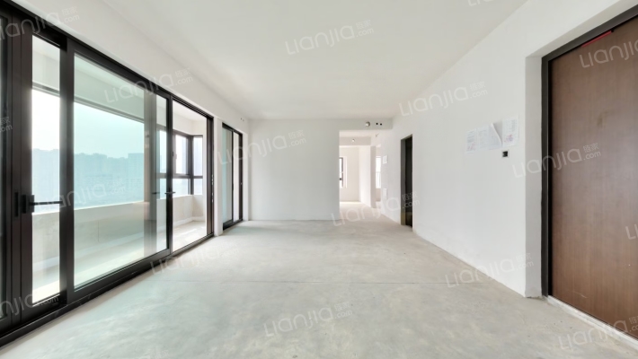 国铁城投国樾滨江二手房实景图