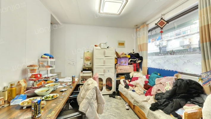 商贸城6号二手房实景图