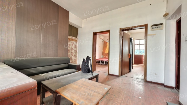 水利社区二手房实景图