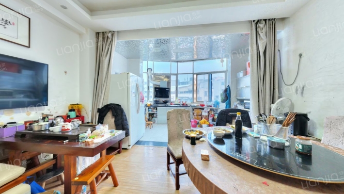 天使大厦二手房实景图