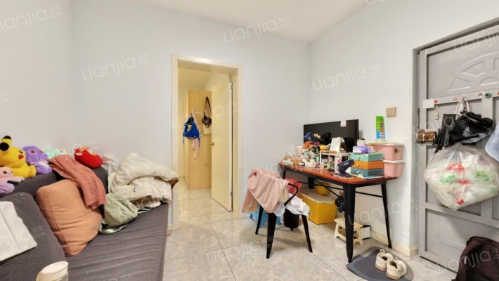 群和街2号二手房实景图