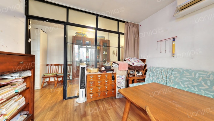 名苑雅居二手房实景图