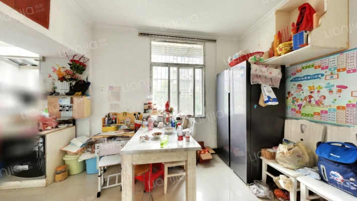 康寿社区二手房实景图