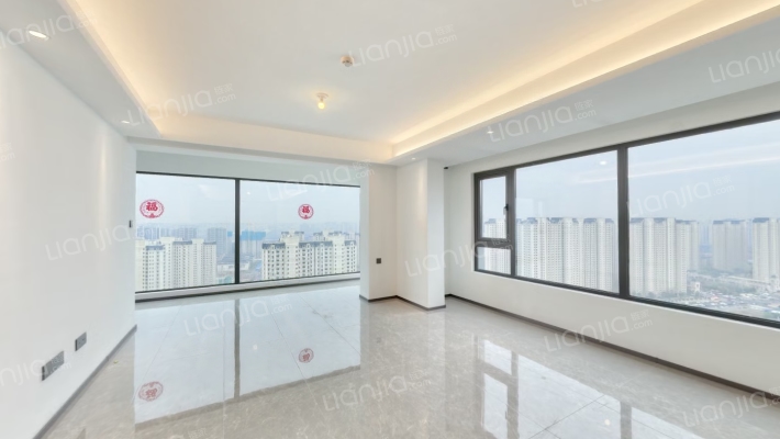 万科民安云河锦上二手房实景图