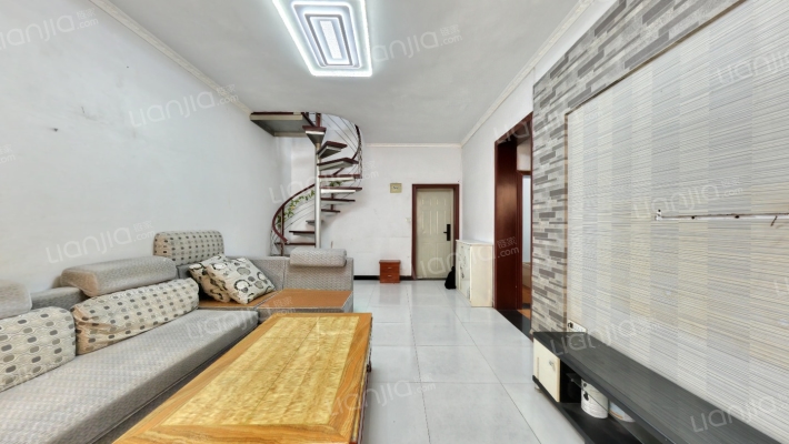 天城大道二手房实景图