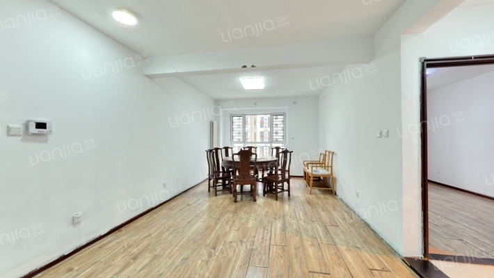 中国铁建青秀尚城二手房实景图