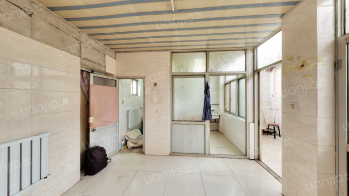 东城根4条二手房实景图