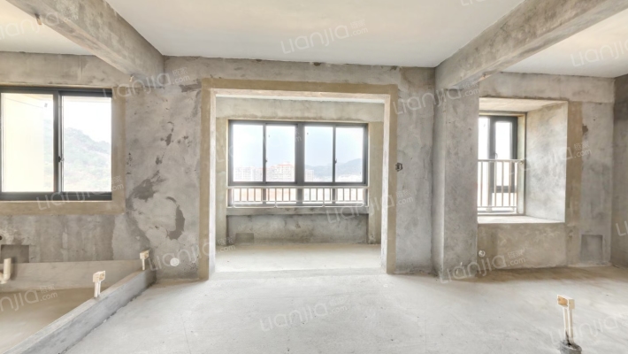 东方嘉苑二手房实景图