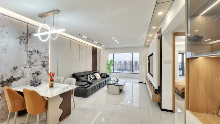 丽都新城爱丽香舍二手房实景图