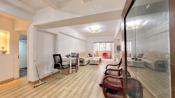 西湖新城二手房实景图