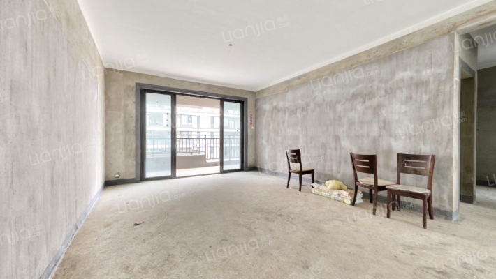 保利鸿翔阁二手房实景图