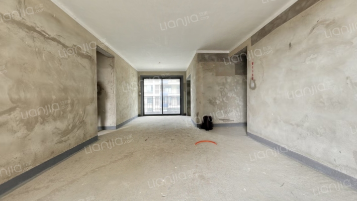 保利鸿翔阁二手房实景图