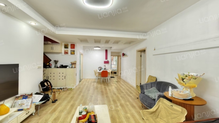 银海峰景二手房实景图