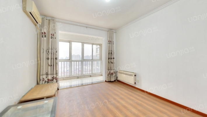 国贸公馆二手房实景图