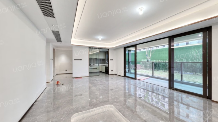 招商渝天府泱镜二手房实景图