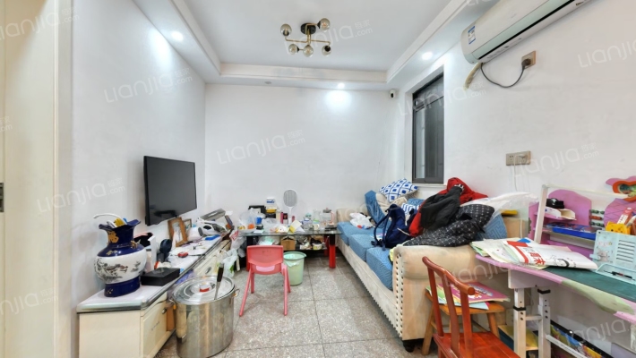 劳动路100号二手房实景图