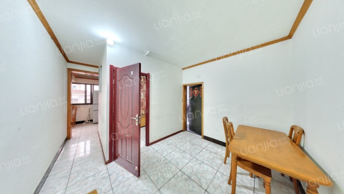 正府街110号二手房实景图