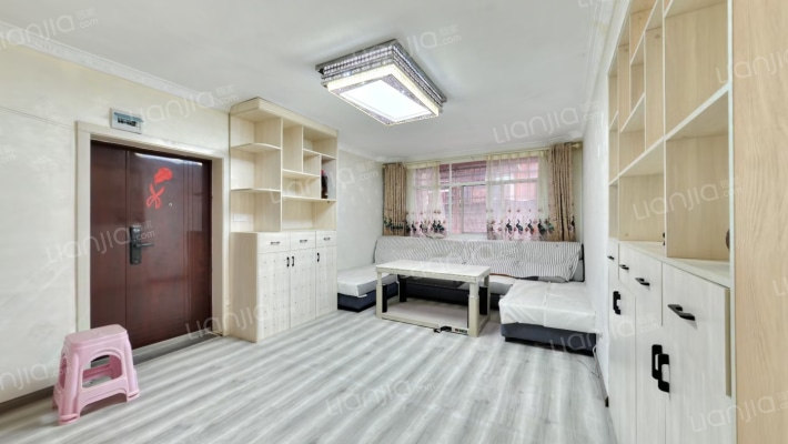 菱镁街1号二手房实景图