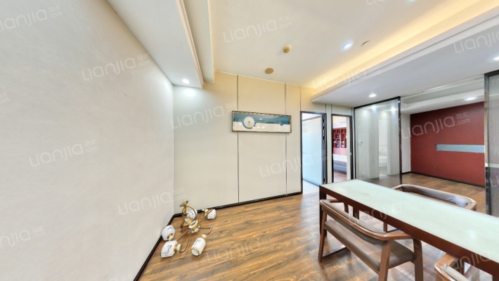 勒泰中心二手房实景图