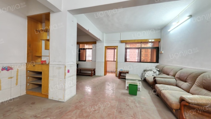 西堤二路二手房实景图