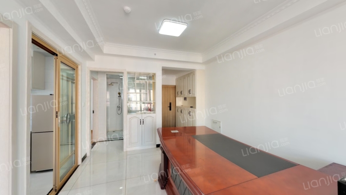 明发财富中心二手房实景图