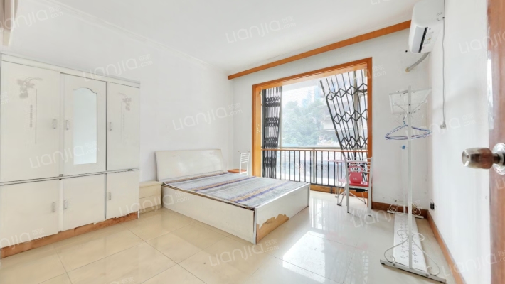 银沙公寓二手房实景图