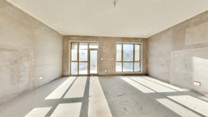 中海滟湖苑二手房实景图