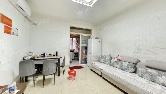 东篱路179号院二手房实景图