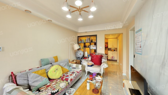 绿塔路二手房实景图