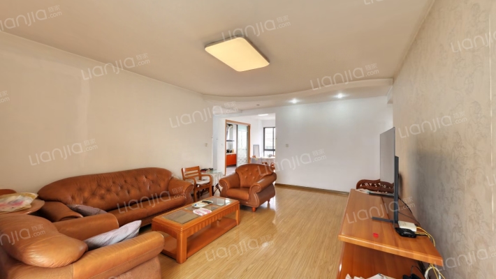 兴隆园五区二手房实景图