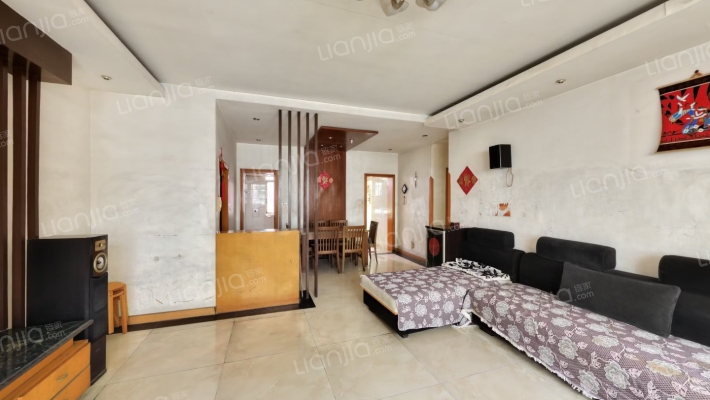 华兴苑B区二手房实景图