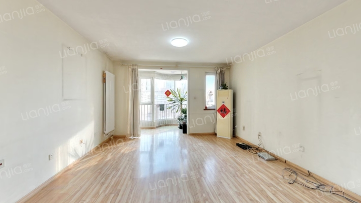 时代国际嘉园二手房实景图