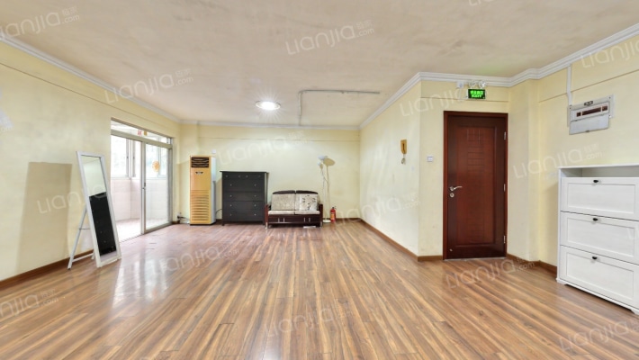 润鹏花园二手房实景图