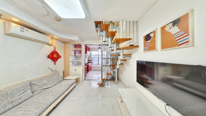 金色LOFT二手房实景图