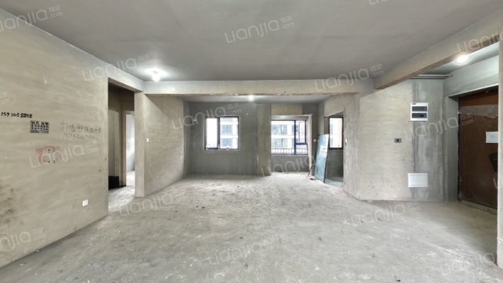 爱情天骄府二手房实景图