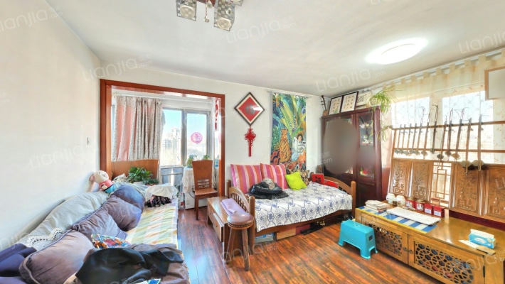 炫特嘉园三期二手房实景图