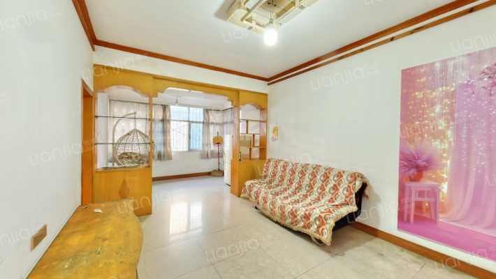 齐联里二手房实景图