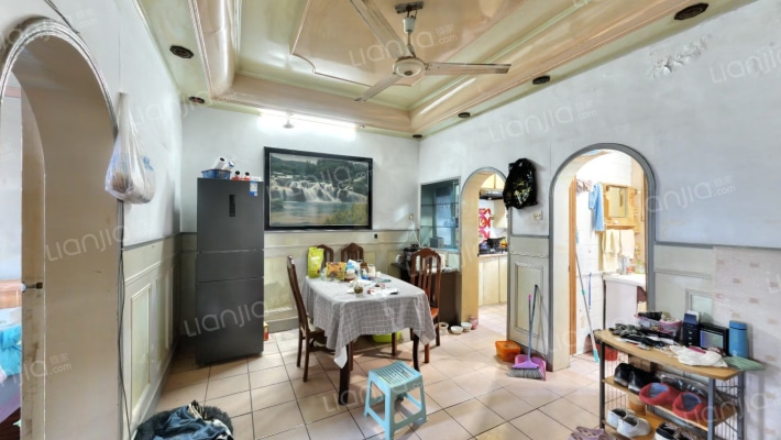 车站路383弄二手房实景图