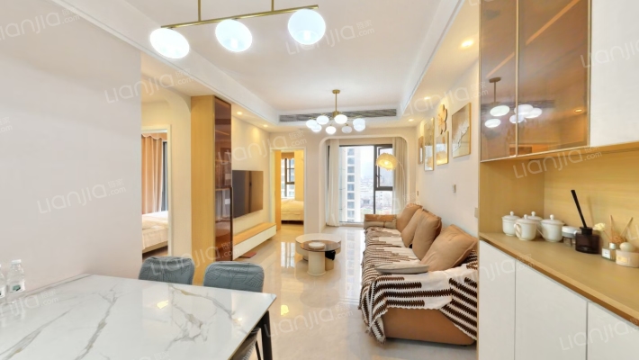 水岸雅居二手房实景图