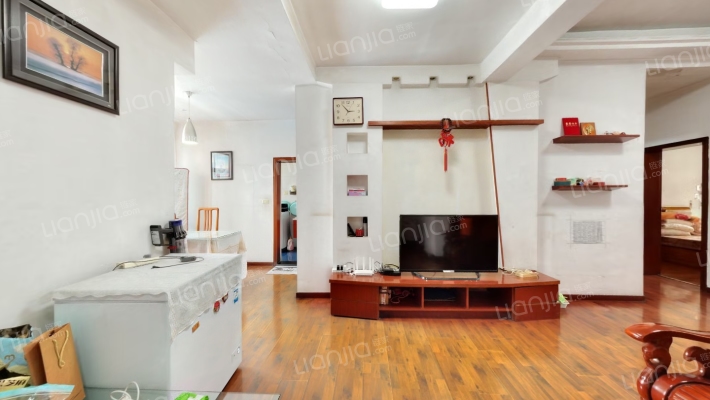 监狱管理局宿舍二手房实景图