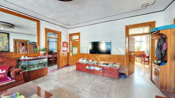 法院家属楼二手房实景图